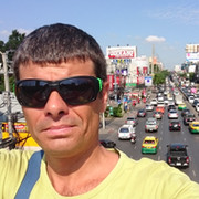 Юз Юз on My World.